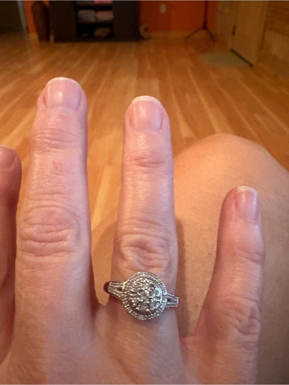 925 Sterling Silver Halo Diamond Cluster Ring
REAL DIAMONDS 💎